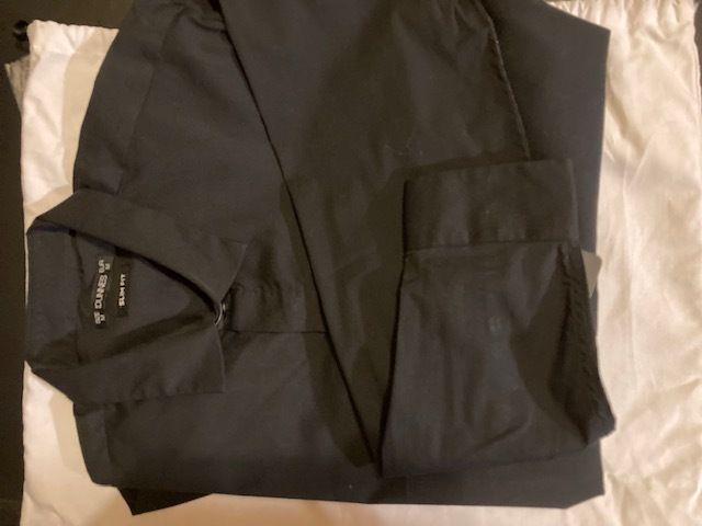 Long sleeved shirt. Size M, EUR 97-100cm. New