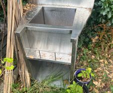 Stainless steel commercial sink
