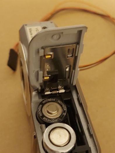 PENTAX 7 Megapixels Digital Camera, takes 2 AA Batterys, works fine, in very good cosmetic condition