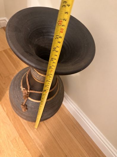 large decorative floor vase / ornament