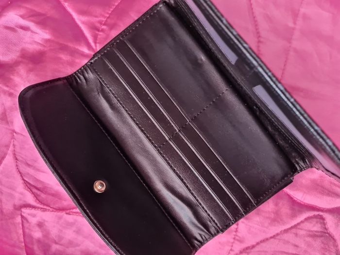 Black purse