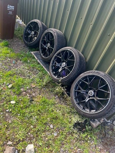 Mercedes Benz alloys and wheels