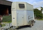 Double horsebox with front ramp for sale