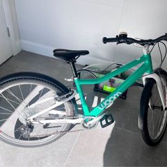 Kids woom 5 bike