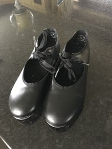 Sean Nos dancing shoes