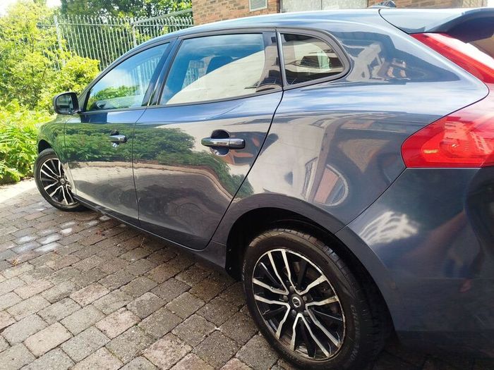 Volvo V40 2018 - Freshly NCT'ed. Car Tax 190 PA