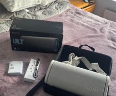 Sony Bluetooth speaker / Sony ULT FIELD 5