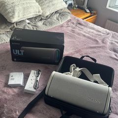 Sony Bluetooth speaker / Sony ULT FIELD 5