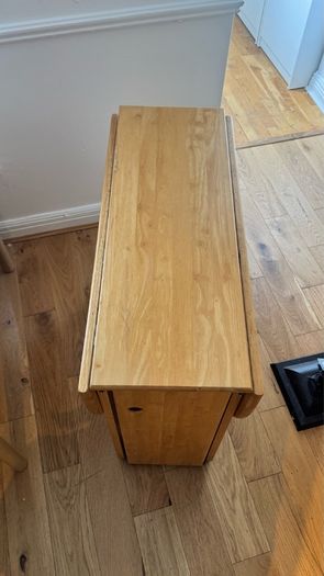 Folding table + 2 chairs