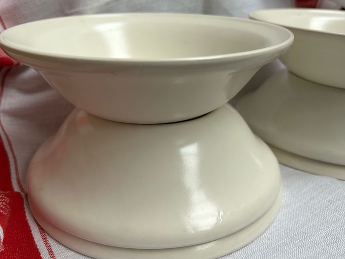 Vintage Carrigaline set of 6 cereals bowls /sionnach