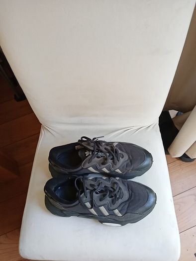 adidas Ozweego
