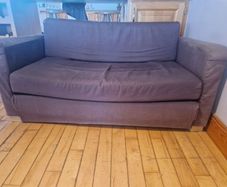 Pull out couch
