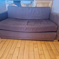 Pull out couch