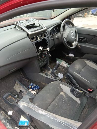 Breaking dacia sandero stepway 2015 1L petrol