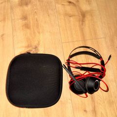 Plantronics Blackwire headset (USB-C)