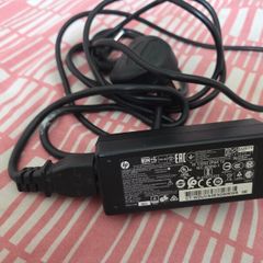 HP genuine charger, Excellent condition