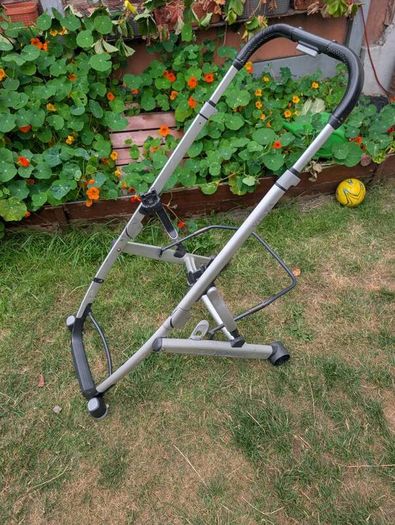 uppababy Vista framr