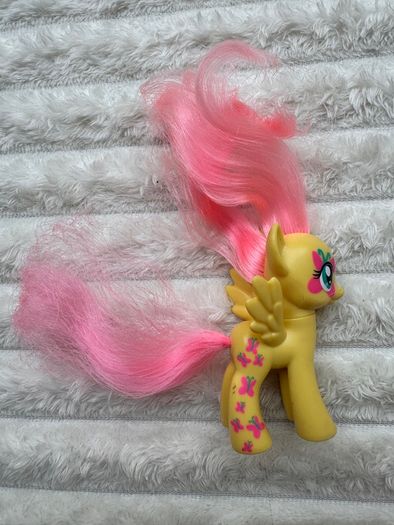 My Little Pony Cutie Mark Magic Fluttershy approx. 9 cm. Used Please see photos