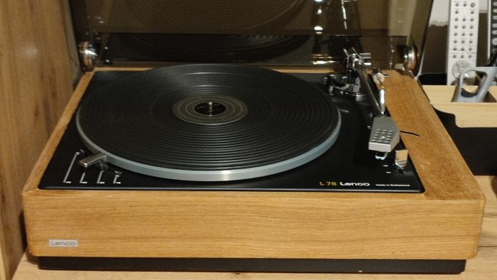 Vintage LENCO L-78 turntable. Full manual. VGC. SwissMade