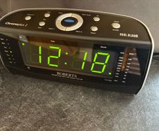 Radio alarm clock