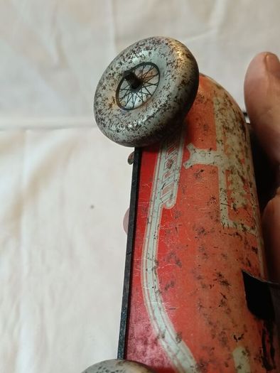 1940's Wind Up tinplate Car(Working)