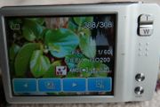Digital Camera Silver Crest 12MP Digital Camera , touch screen 2GB CD card