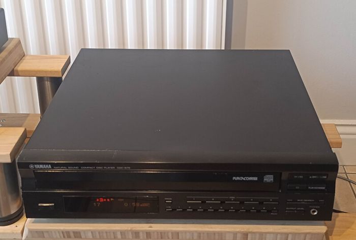 Yamaha CDC-675 High End cd player hifi stereo 5-CD changer