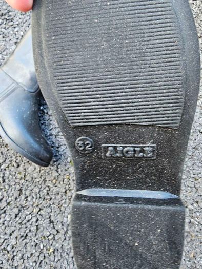 Horse riding boots