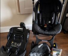 Practically new ! DOONA I car seat and isofix