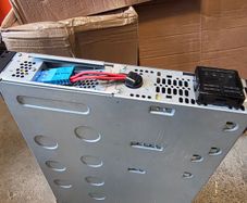 APC UPS 2,2KVA SMT2200RMI2U 1980w off grid battery powerwall solar powerstation