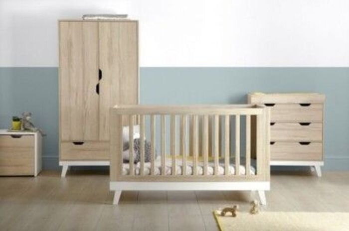 Mama's and Papa's 2 piece furniture set
