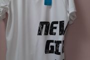 New white tee shirt