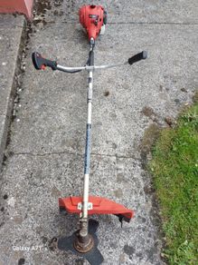 Einhell Petrol Brush Cutter Model WL1E33F, in excellent like new condition