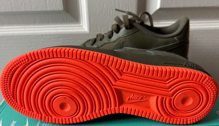 Nike Air Force 1 LV8 PRM Olive Green Orange UK4.5 Brand New and Unworn