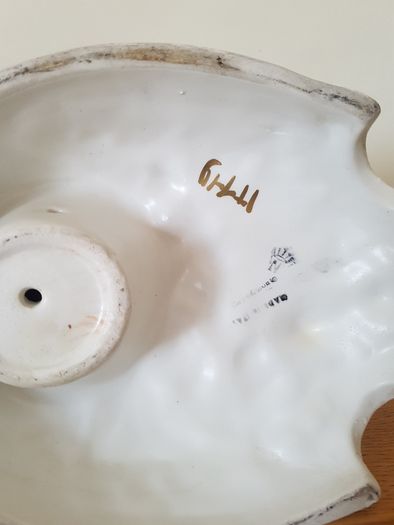 Ceramic figurine
