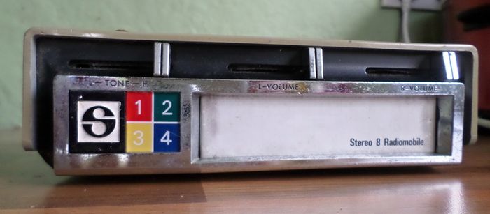 Classic Car 8 Track Player, Stereo 8 Radiomobile 102 S