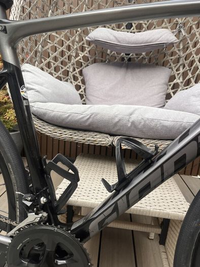 Giant Defy Black, Advanced 2 2022