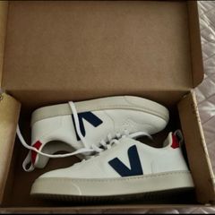 Veja Kids V-10 Laces CWL White Cobalt Pekin Trainers