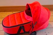 Yoyo3 bassinet with raincover