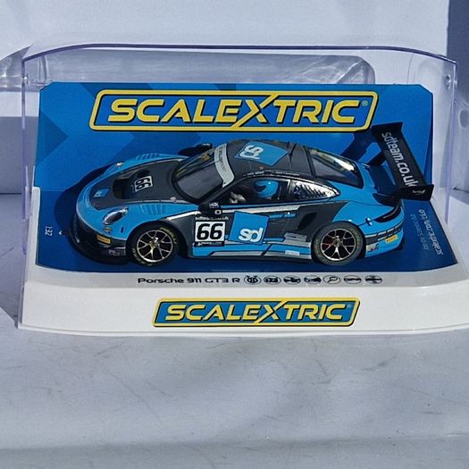Scalextric C4415 Porsche 911 GT3 R Slot Car  ( Gt touring Le Mans )