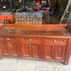 Sideboard / dresser / cabinet