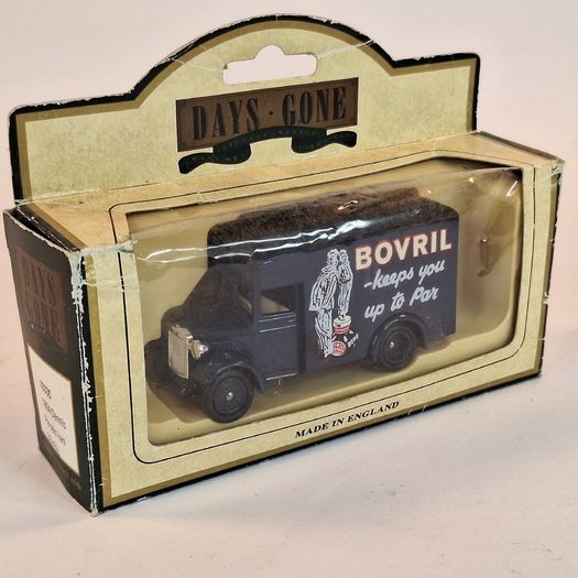 LLedo Diecast Model of Days Gone 16036 1934 Dennis Parcels Van BOVRIL