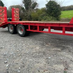 Giles low loader