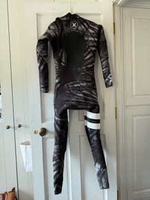 hurley phantom 5/3 MT wetsuit