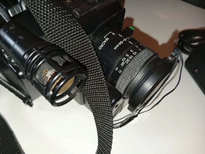 Vintage Revue Video Camera Recorder With Lots Of Accessories Part Tested-no Working Batteries