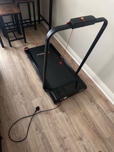 Folding treadmill