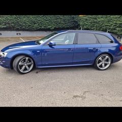 Audi A4 Avant S-Line 2.0TDI Manual