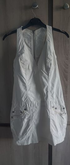 quality dress with back zip yellow size fits xs-s