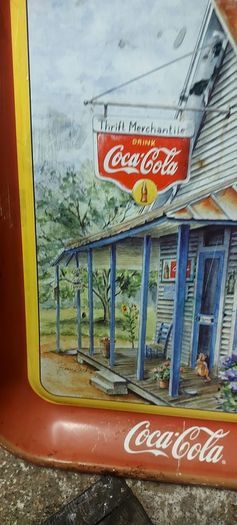 Coca cola metal drinks tray,used condition, see pictures for condition good solid used condition, nice display advertising item, buyer collects or pays postage thank you, sold as is ,front good ,back small bit of surface rust,,
