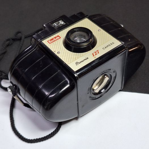 Kodak Brownie 127 Vintage Film Camera - 127 Roll Film | Used | 3 Months Warranty